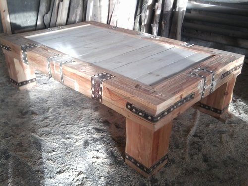 Designerski Stół z litego drewna