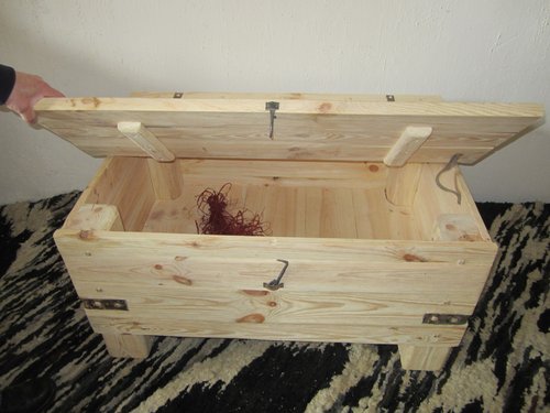 STOLIK KAWOWY SKRZYNIA LOFT