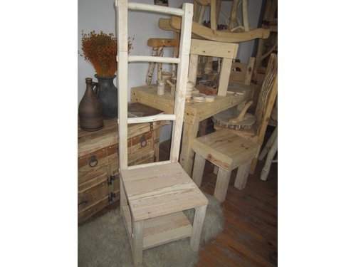 Krzesło łazienkowe drewniane